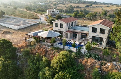 Fyti Villa | LasaThea