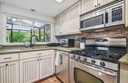 Weeki Wachee Gardens House | Last Min. 12% Discount Bear Trail Retreat- Kayaks, Gazebo, Firepit Book NOW!