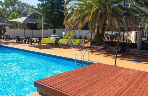 Diamond Beach Resort | *LAST MIN RATE* Family Holiday Resort, Diamond Beach NSW - Pools, Tennis Court