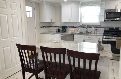 Long Beach House | LAST MINUTE SPECIAL MAY, JUNE 285 BEACHSIDE RETREAT 2 BD APT , PRIVATE PATIO