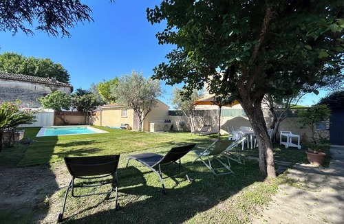 Avignon Villa | Last Opportunity - Avignon Festival Special - 3 Bedroom- Villa + 7x3.5 Pool