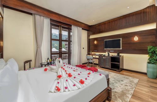 Chitwan District Hotel | Latauli Sanctuary