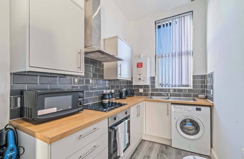 Vauxhall Apartment | Latimer Flat 4 - Spacious 2-Bed Apt - Sleeps 6