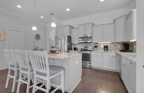 Navarre Beach House | “Latitude Adjustment “ Stunning Beach Home! Kayak/Paddleboard, Bikes, Pool