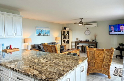 Estate Golden Rock Condo | Latitude Adjustment at Colony Cove-2 bed/2 bath TROPICAL BEACHFRONT condo w/pool