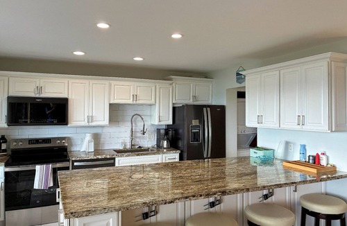 Estate Golden Rock Condo | Latitude Adjustment at Colony Cove-2 bed/2 bath TROPICAL BEACHFRONT condo w/pool