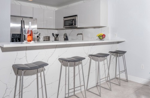 Estate Enighed Resort | Latitude Adjustment-Spacious Modern 1 Bedrm/1 Ba Condo at Grande Bay