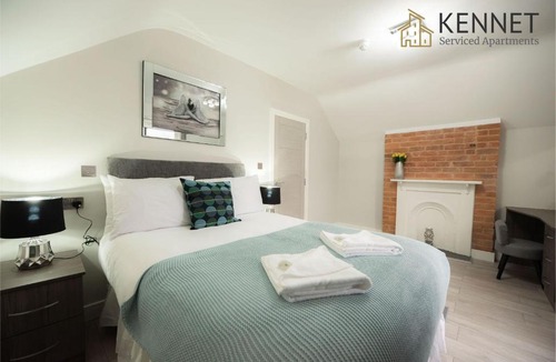 Reading Apartment | Laurel House