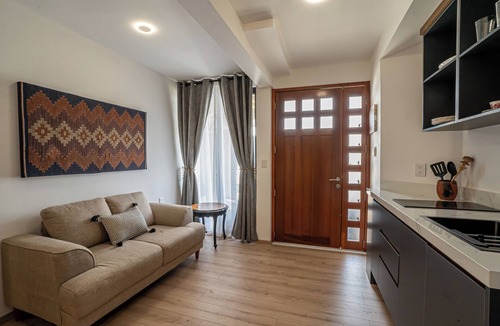 Reforma Apartment | Laurelian Lofts