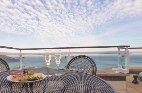 Carbis Bay Apartment | Laurellie