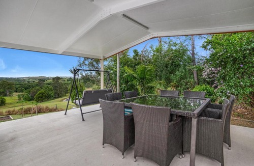 North Deep Creek Bed & Breakfast | Laurelview Scenic Inn Gympie