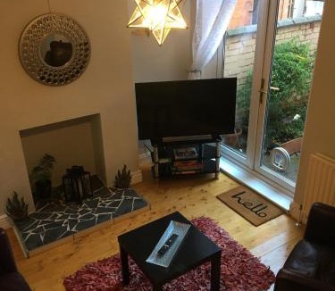 Oadby Apartment | Lavender Apartment
