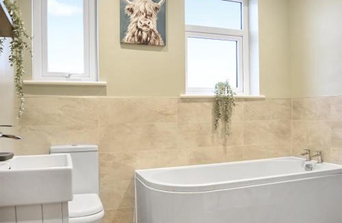 Seahouses House | Lavender Cottage