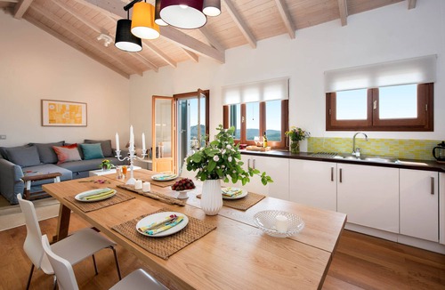 Skripero House | Lavender Cottage