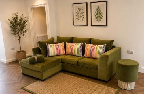 Penistone House | Lavender Cottage Penistone Yorkshire Peak District