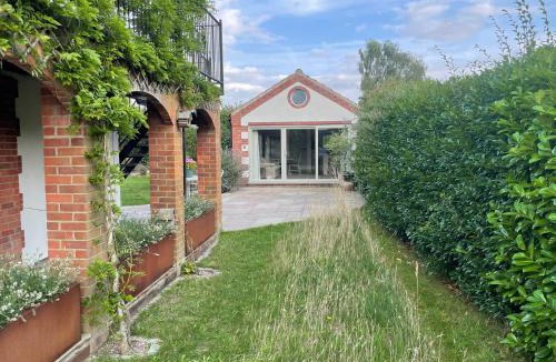 Briston House | Lavender Lodge