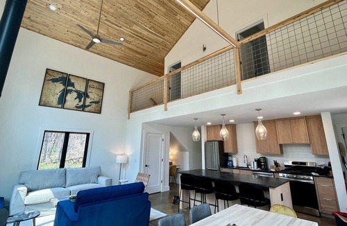 Crawford County House | Lavender Loft | A Light-Filled Home at The Uncommon Ranch