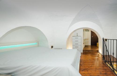 Picanello-Ognina-Barriera-Canalicchio Apartment | Lavika loft