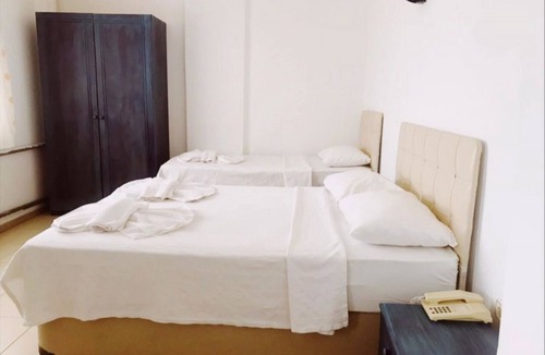 Sarimsakli Hotel | Lavinia Otel
