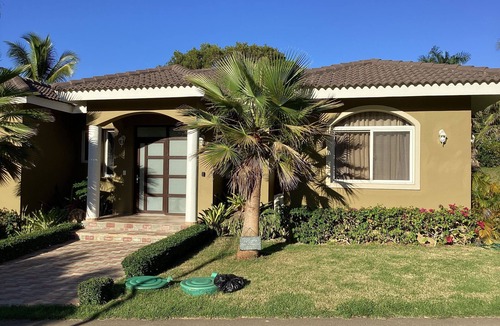 Urbanizacion Tavarez Villa | Lavish 4bd-4.5ba Spacious Villa located in Hispaniola Residential⛱️private pool