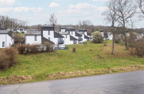 Oberhambach House | Lavish Hambachtal Holiday Home