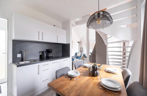 Oberhambach House | Lavish Hambachtal Holiday Home