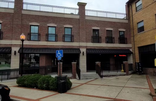 Elizabethtown Condo | Lavish Rooftop Condo B with free ev charging for any vehicle