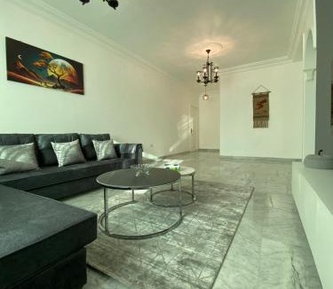 Al Jubeiha Apartment | Layal's apartment