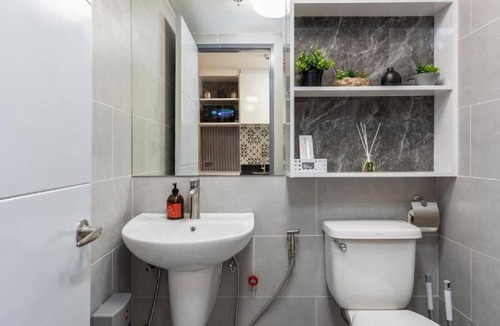 Bakilid Apartment | Layla by J&J At J Towers Residences It's just right next to SM JMall