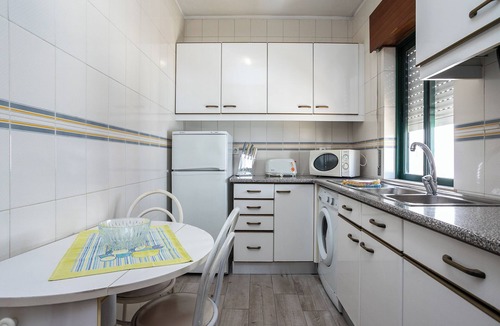 Cavacos Apartment | Lazenby Red Apartment, Balcony