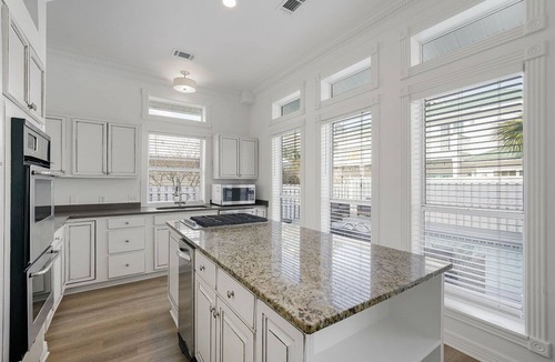 Crystal Shores House | Lazy Bones - Vacation Home Near the Beach with Private Pool & Golf Cart