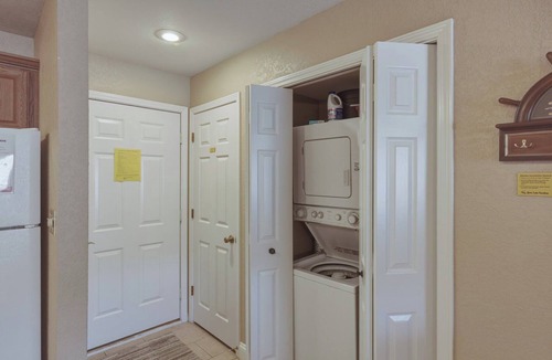 Osage Beach Condo | Lazy Days E-03 - Two Bedroom Apartment, Sleeps 6