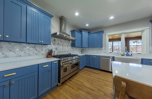 Crosby Cabin | Lazy Loon Oasis - Spacious Luxury 5-bedroom cabin walkable to Crosby with AC