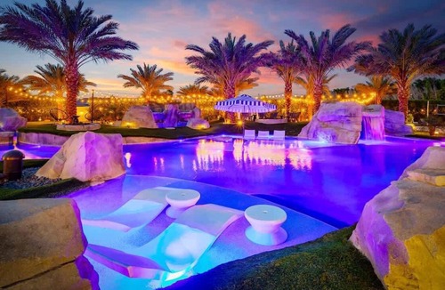 Indio House | Lazy River All Inclusive Theatre Arcade Pickleball