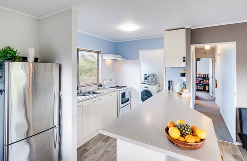 Waimarama House | Lazy Sunday - Waimarama Holiday Home