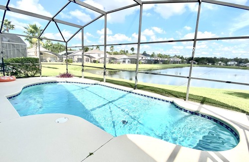 Lake Berkley Villa | LB4707AW - 3 Bedroom Villa with pool & game room