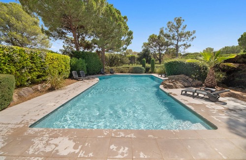 Valescure Apartment | Le 11 - Appt climatisé avec piscine partagée