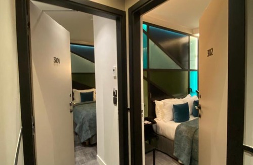 L'Europe Hotel | Le 12 Hôtel