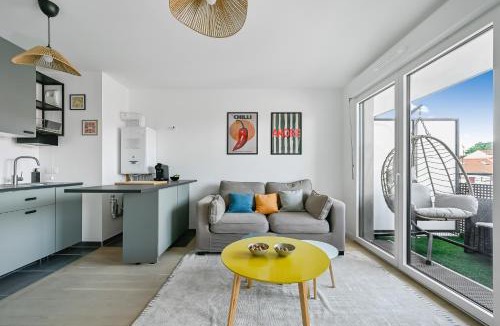 Pierrefitte-sur-Seine Apartment | Le 197 - Balcon - Proche Paris & Stade de France