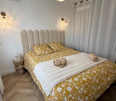 Coupvray Apartment | Le Balcon petit extérieur Idéal familles & couples à 10 min Disneyland Paris avec lit Queen size & parking privé