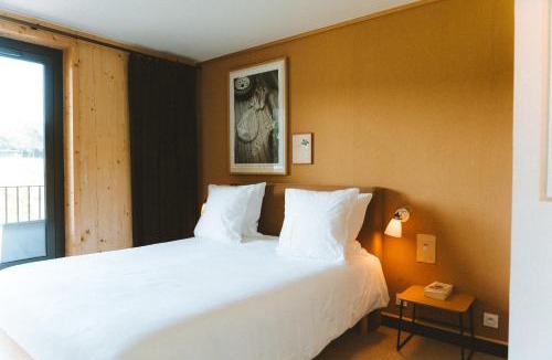 Bonnelles Hotel | Le Barn