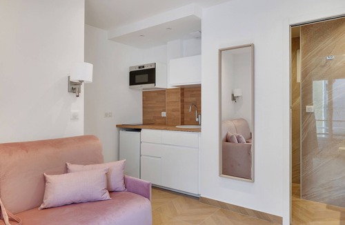 Pere Lachaise Apartment | Le Bellevue