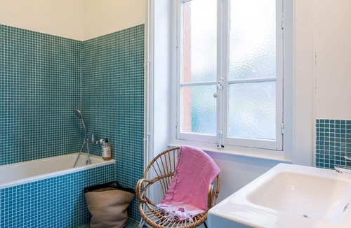 Lyon City Centre Villa | Le Belvédère - Family Home with a wonderful view