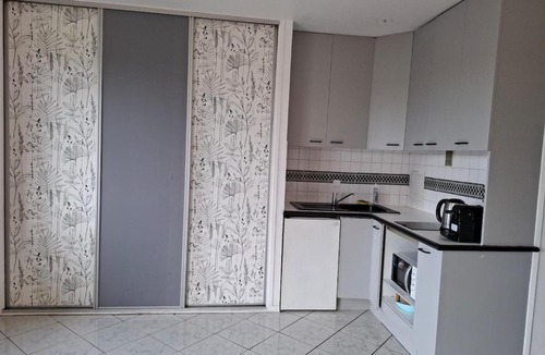 Domaine du Bois Apartment | Le Belvédère - Studio Lumineux - Vue & Terrasse