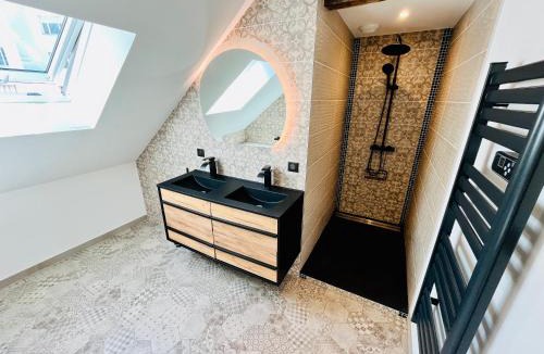 Tours Apartment | Le BIG duplex de Malo, hypercentre, 4 chambres, spacieux