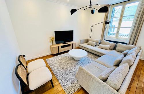 Tours Apartment | Le BIG duplex de Malo, hypercentre, 4 chambres, spacieux