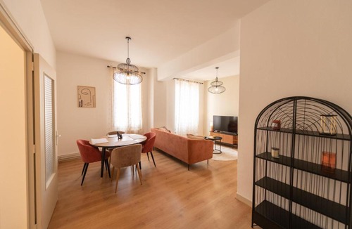 Jacquard - Prefecture Apartment | Le Boisson appartement Spacieux et Central