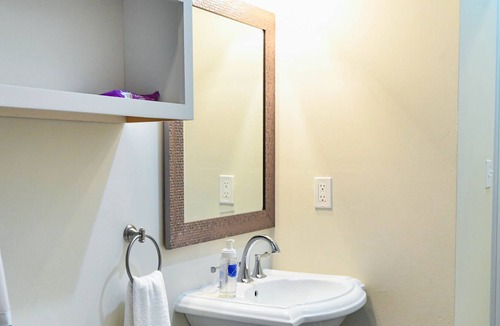 Faubourg Marigny Condo | "Le Bon Ton Roulet" Frenchman area