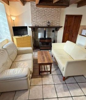 Vaulry House | Le bourg