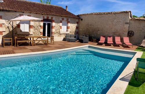 Saint-Saturnin Bed & Breakfast | Le BRISSONNEAU